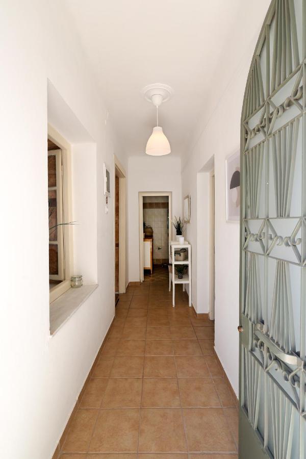 Feidiou 1 Apartment Aegina ภายนอก รูปภาพ